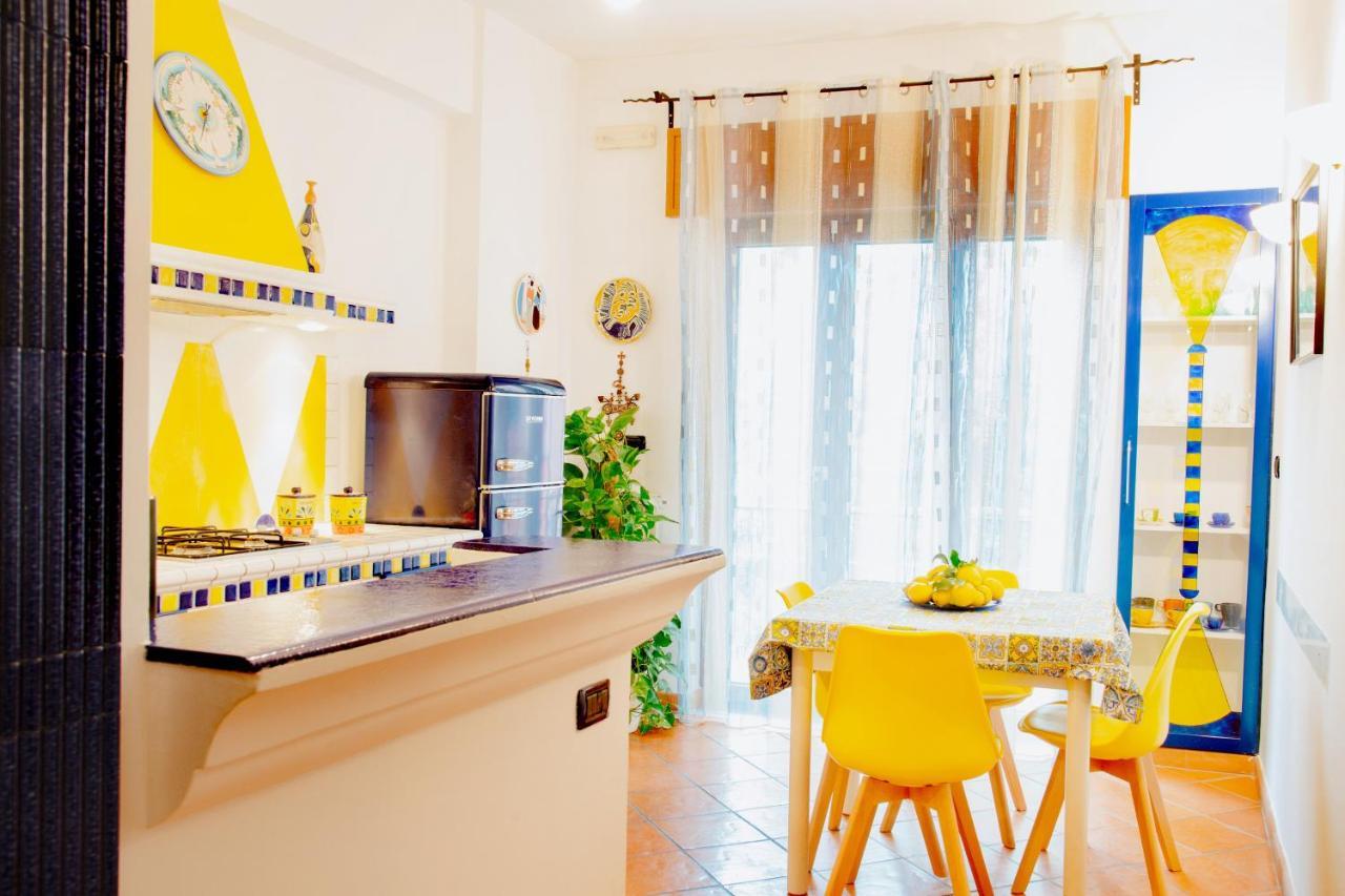 Holiday Home Amalfi Coast Майори Экстерьер фото